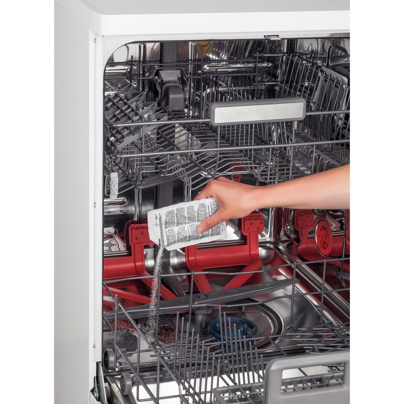 Bauknecht-WASHING-DES131-Lifestyle-people