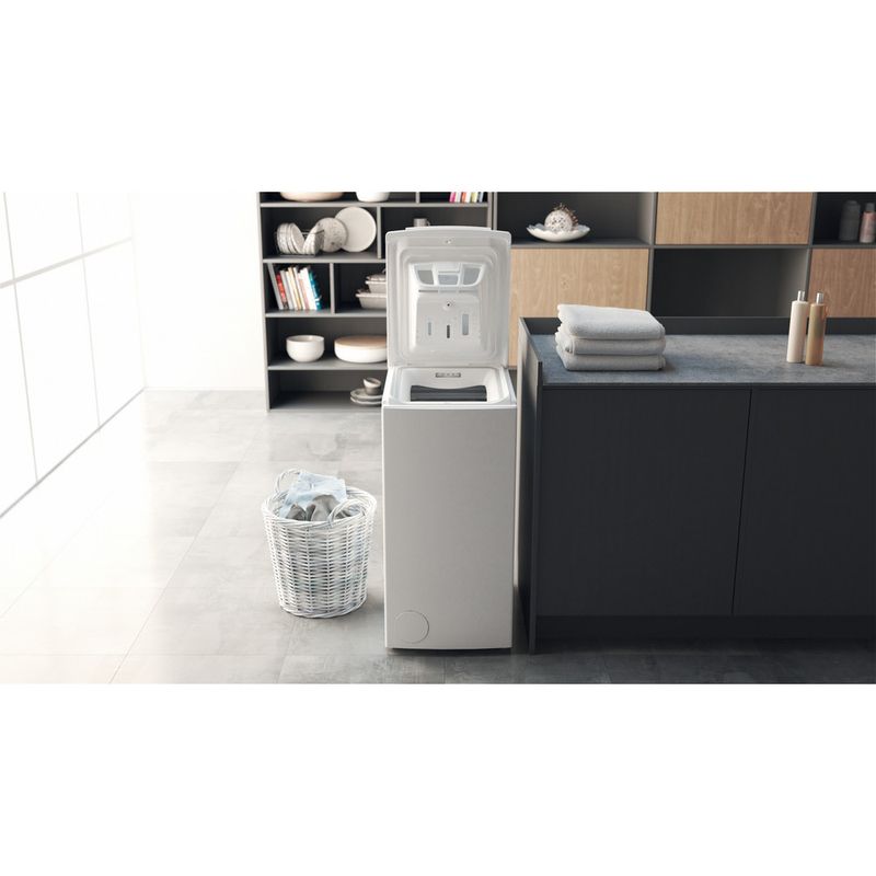 Bauknecht-Waschmaschine-Standgerat-WMT-Eco-Star-6524-Di-N-Weiss-Toplader-D-Lifestyle-frontal-open