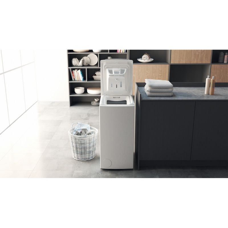 Bauknecht Waschmaschine Standgerät WAT Eco 712 B3 Weiss Toplader D Lifestyle frontal open