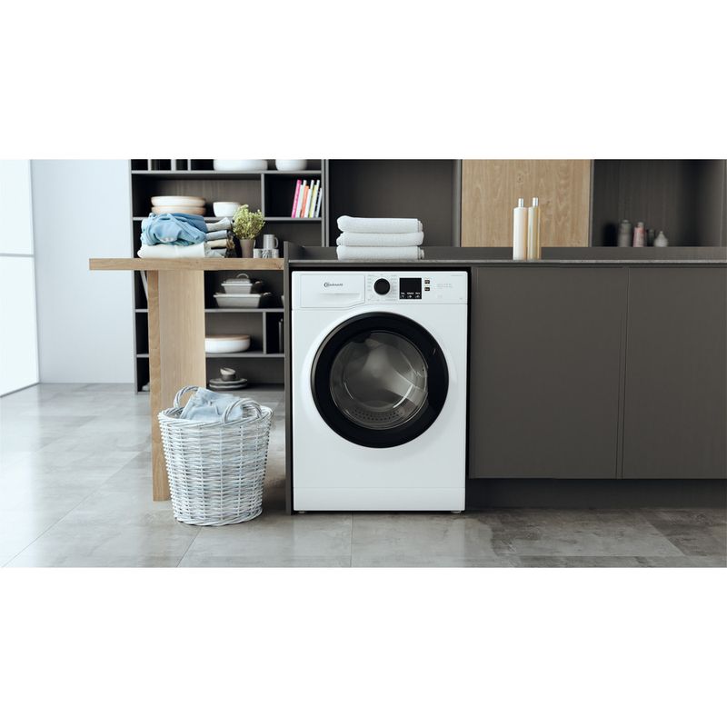 Bauknecht Waschmaschine Standgerät WM 8 M100 B Weiss Frontlader B Lifestyle frontal