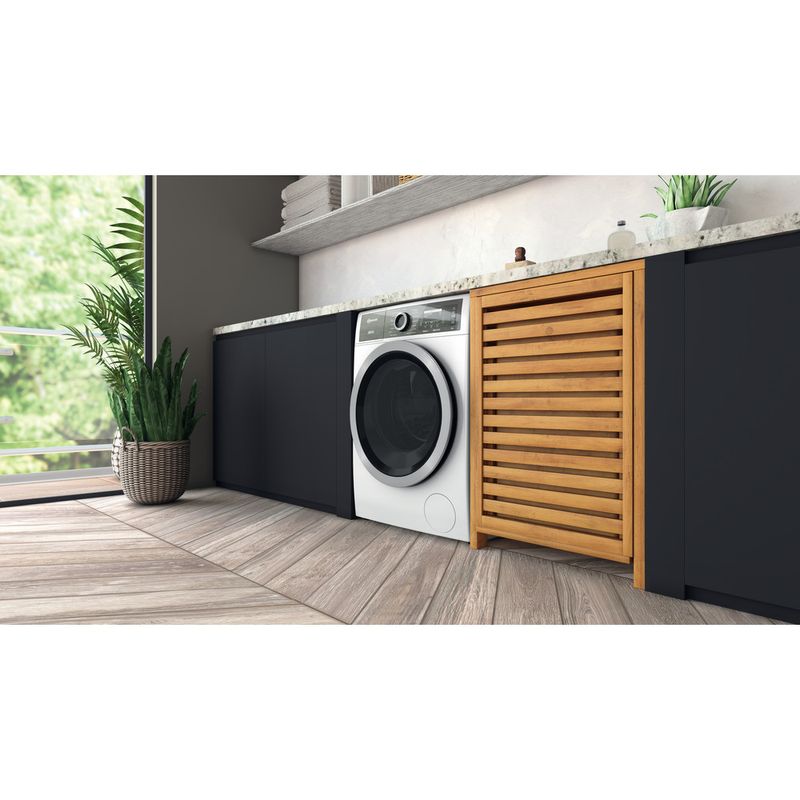 Bauknecht-Waschmaschine-Standgerat-B8-W846WB-DE-Weiss-Frontlader-A-Lifestyle-perspective
