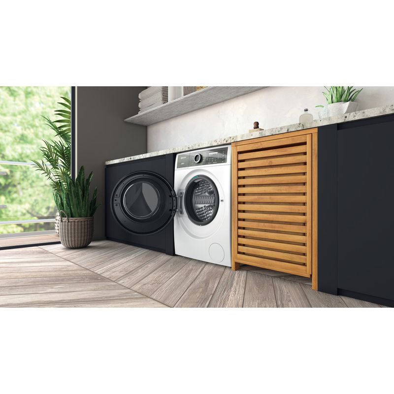 Bauknecht-Waschmaschine-Standgerat-B8-W846WB-DE-Weiss-Frontlader-A-Lifestyle-perspective-open