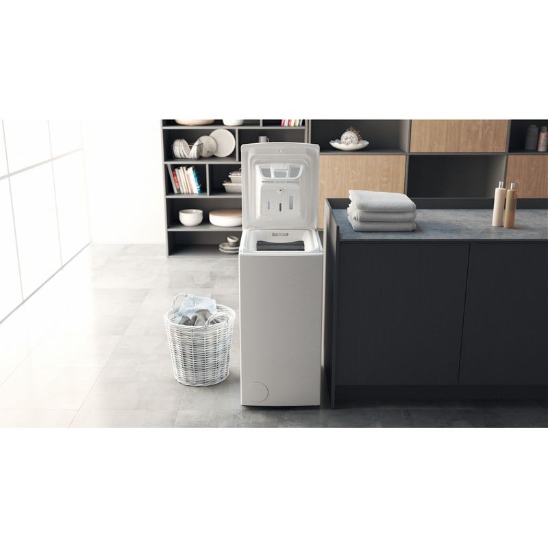 Bauknecht-Waschmaschine-Standgerat-WMT-Pro-Eco-6523-C-Weiss-Toplader-C-Lifestyle-frontal-open