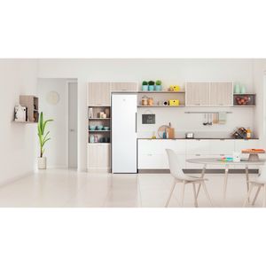 Indesit Gefrierteil Standgerät UI8 F2C W Weiss Lifestyle frontal