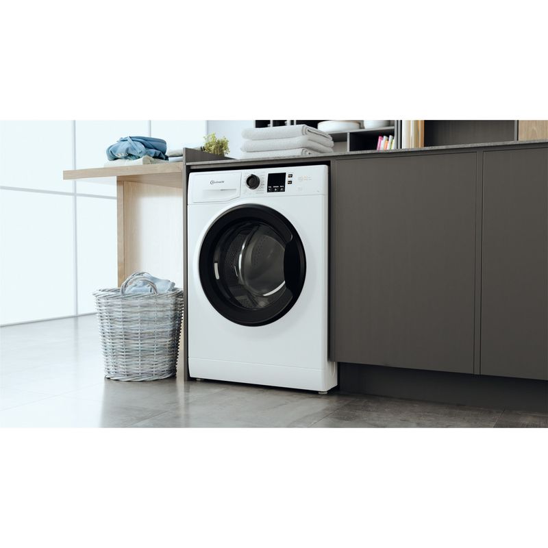 Bauknecht Waschmaschine Standgerät WM 7 M100 N Weiss Frontlader D Lifestyle perspective